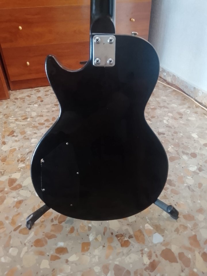 Westone Vintage Made in Italy – Original – 2 Humbuckers – Negra de segunda mano · Foto 5 de 9 · Granada · 349 €