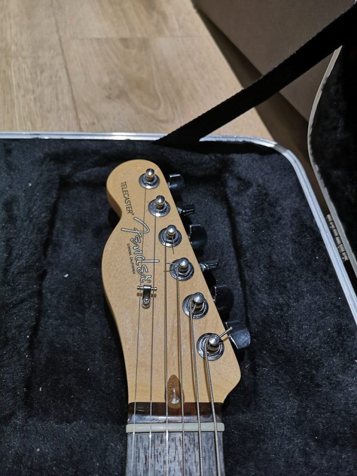 Fender Telecaster Deluxe American Pro Zurdos