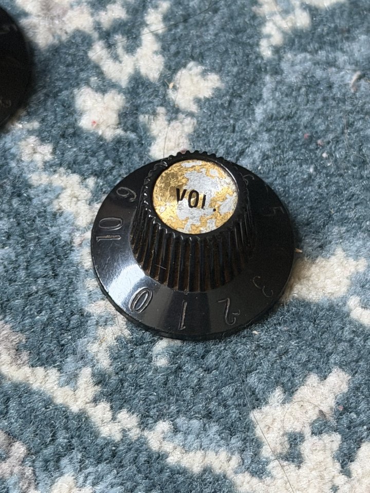 Gibson Witch Hat Knobs 1969 - Gold de segunda mano · Foto 2 de 5 · Madrid · 175 €