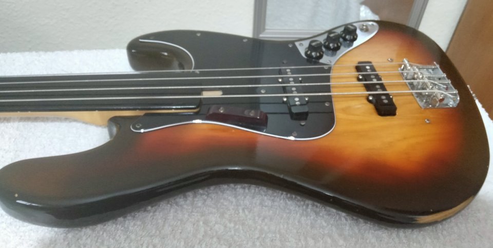 Cuerpo Fender jazz bass