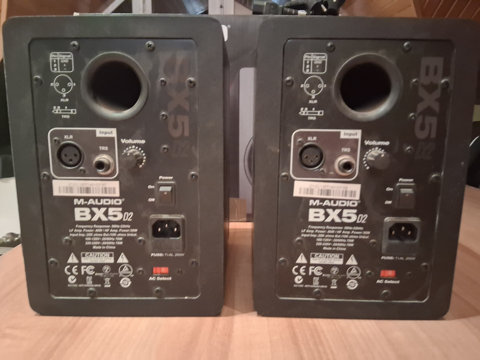 M-AUDIO BX5 D2