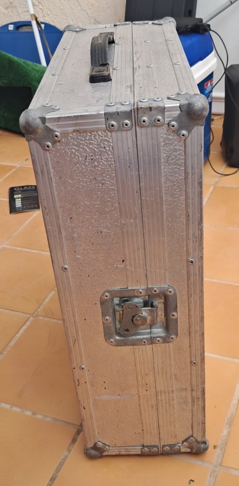 Caja de transporte Yamaha 01/01,96 de segunda mano · Foto 3 de 4 · Alicante · 60 €