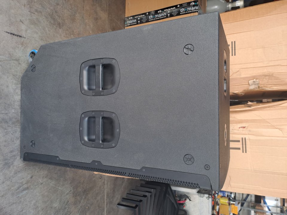 Subgrave Autoamplificado DAS VANTEC 218a 2000 Watios Rms de segunda mano · Foto 10 de 10 · Sevilla · 1700 €