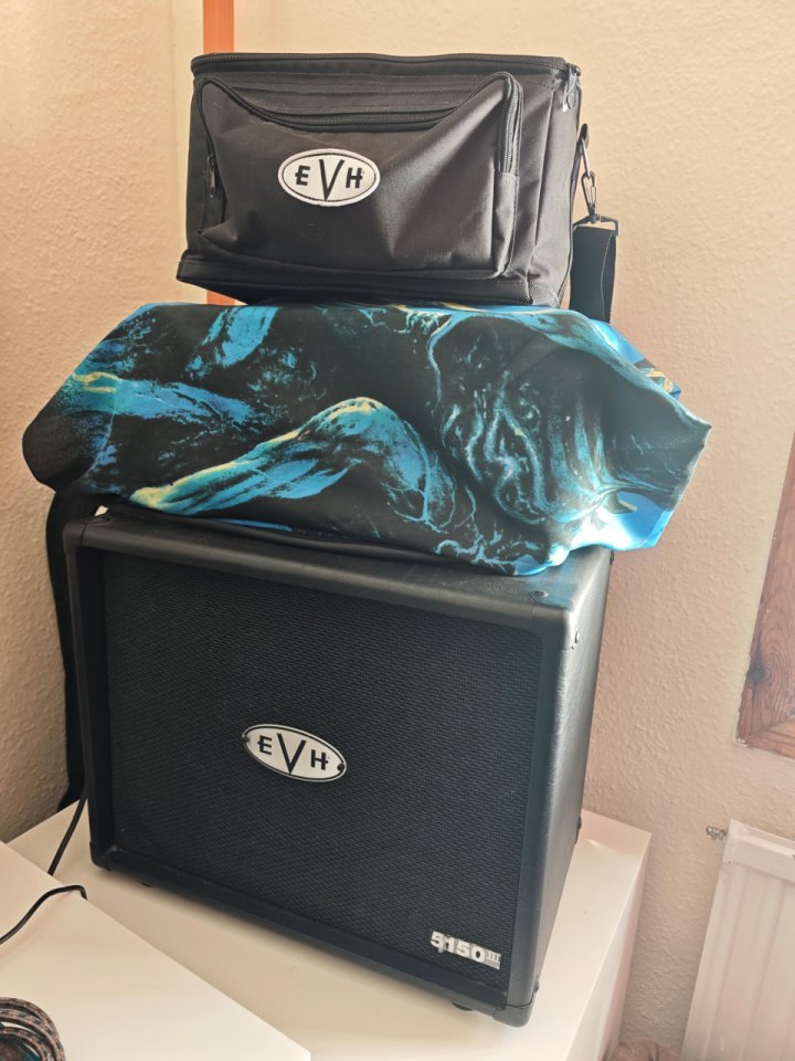 EVH 5150 III LBX-S + 1x12 EVH de segunda mano · Foto 2 de 4 · Madrid · 670 €