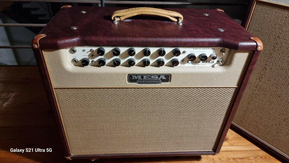 Mesa Boogie Lonestar Special.