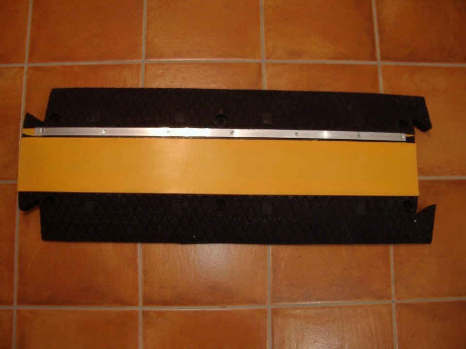 2 Pasacables de suelo de gran tonelaje