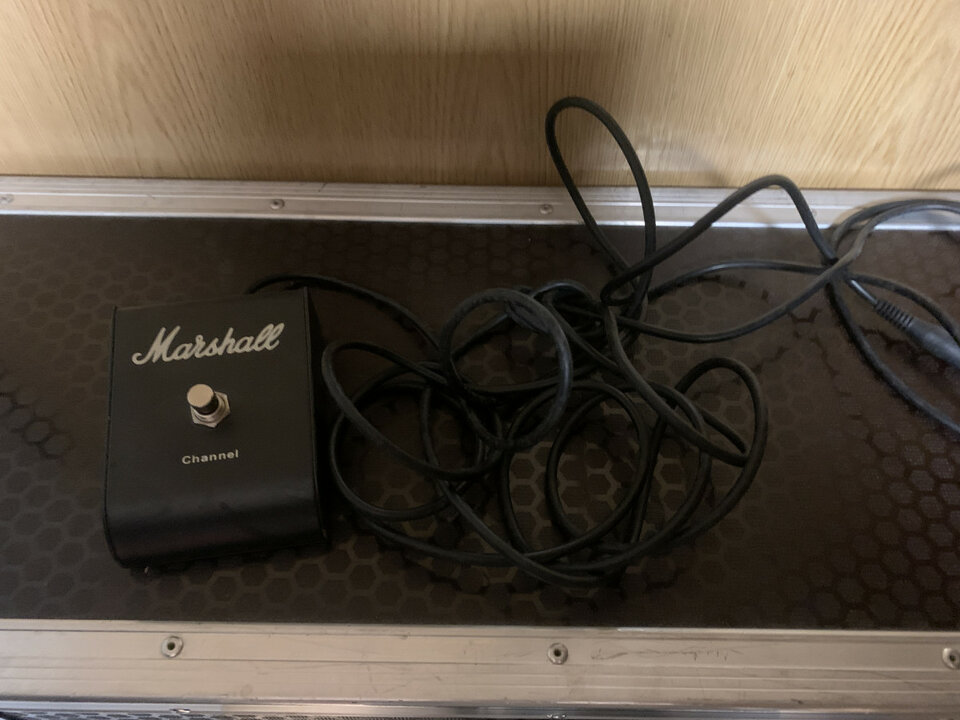 Marshall JCM 800 2205 + 2x12 + flight case