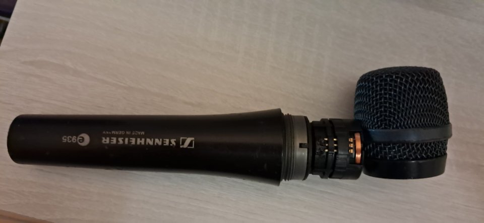 Sennheiser e935 de segunda mano · Foto 3 de 3 · Alicante · 120 €