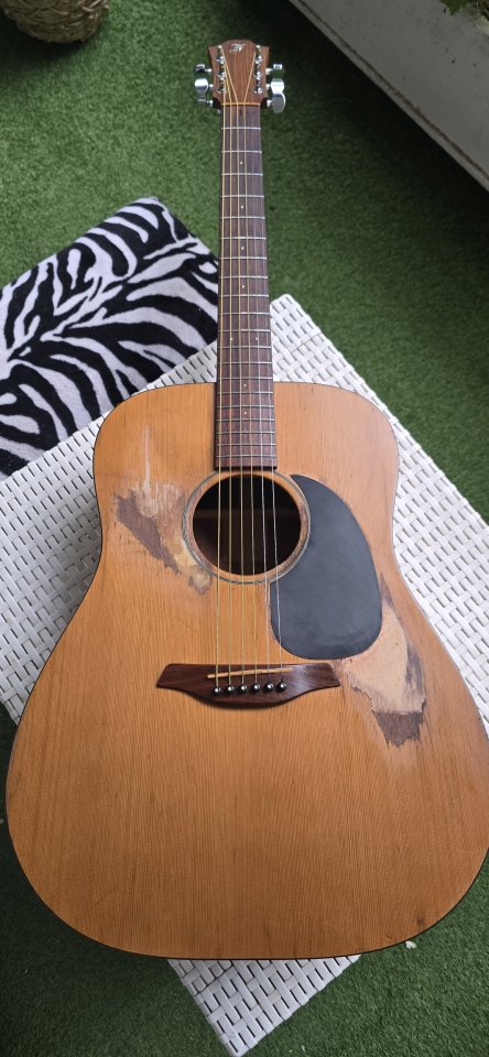 Furch electroacústica de segunda mano · Foto 2 de 10 · Madrid · 450 €