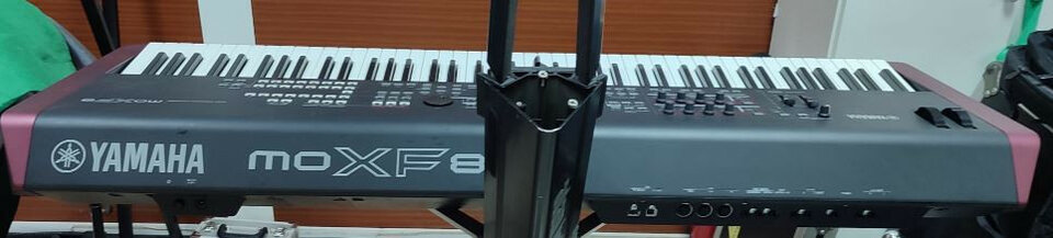 Yamaha MOXF8 - Workstation/Sintetizador