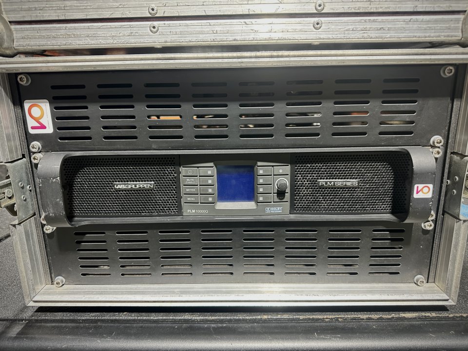 Vendo line array MAGA ENGINEERING