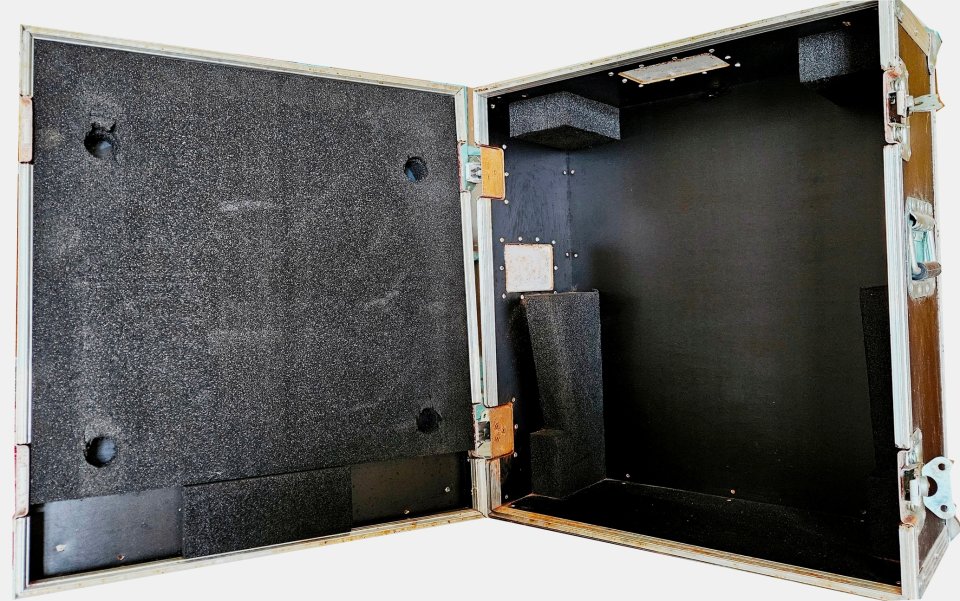 Fly case para mesa Yamaha LS9-16