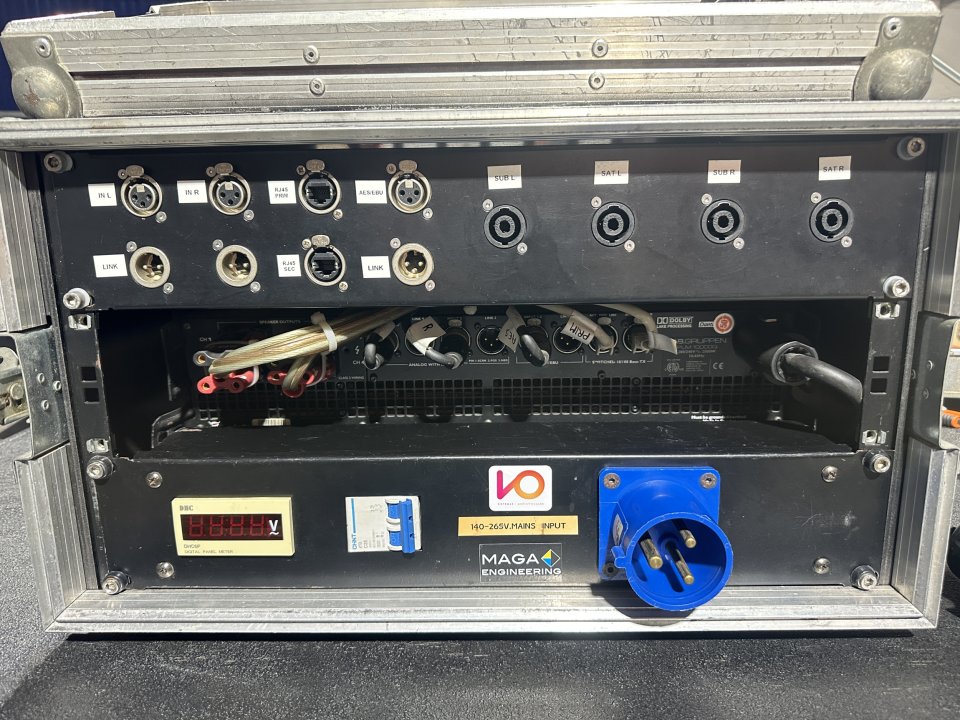 Vendo line array MAGA ENGINEERING