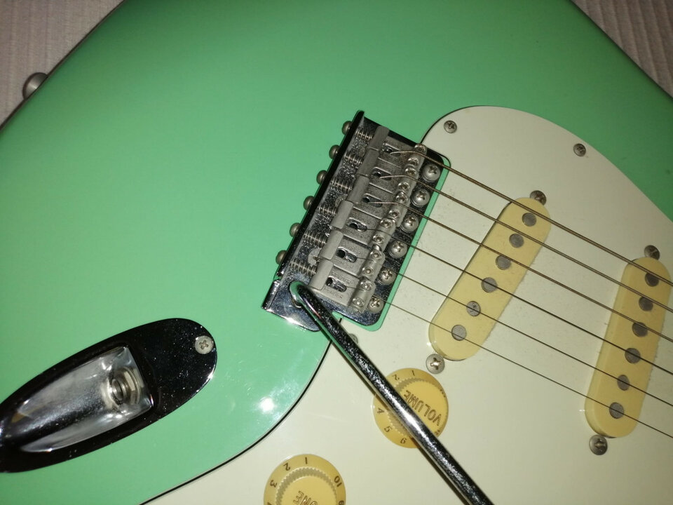 Fender Stratocaster Standard MIJ 'Surf Green'