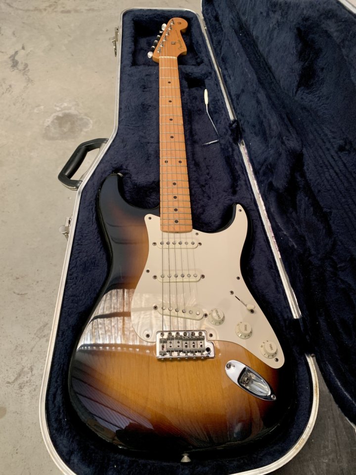 Fender stratocaster classic 50