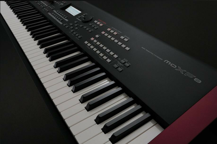 Yamaha MOXF8 - Workstation/Sintetizador