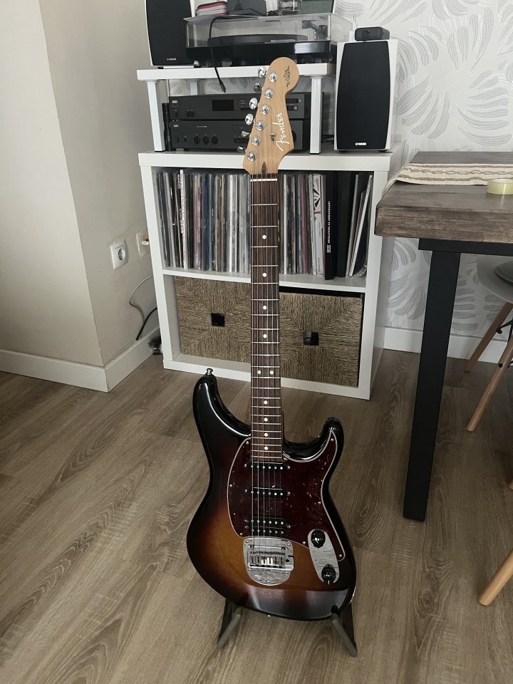 (Cambio ampli )Fender signature Sergio Vallin con estuche