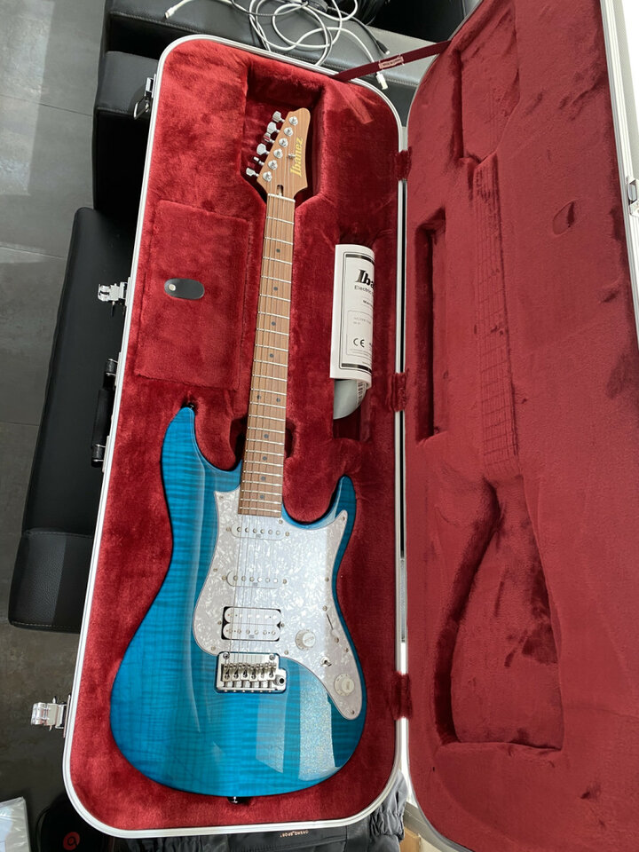 Ibanez AZ2204 TAB Prestige (2018) Transparent Aqua Blue