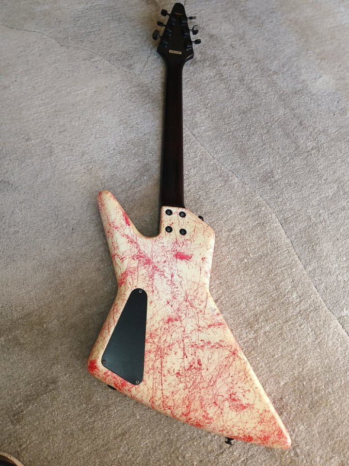 Epiphone Explorer GT // EMG-HZ