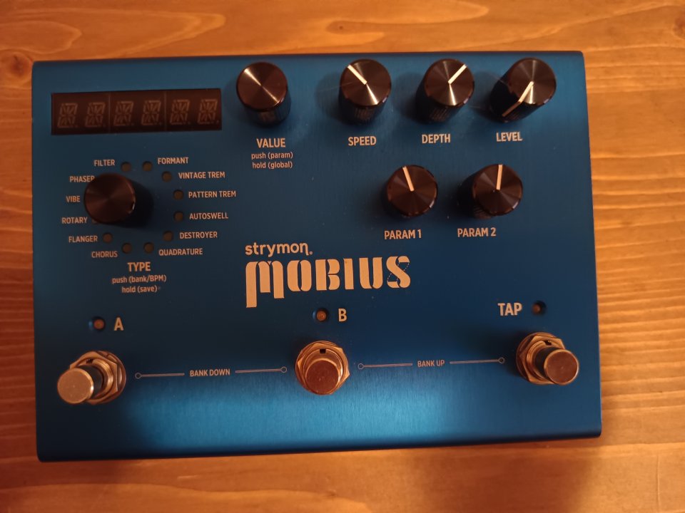 Strymon Mobius de segunda mano · Foto 1 de 10 · Barcelona · 300 €
