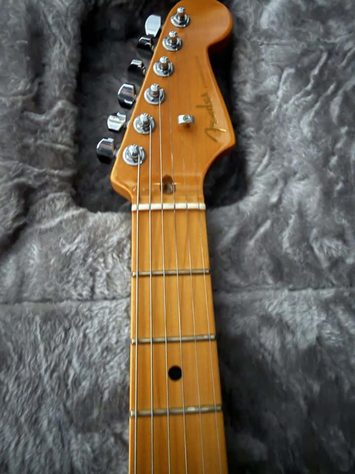 Fender Stratocaster American Ultra MN COB de segunda mano · Foto 5 de 10 · Las Palmas · 1700 €