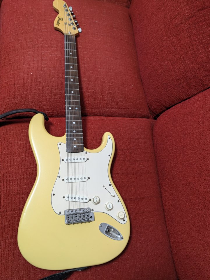 Fender Stratocaster cuerpo 1978 USA + Mástil Japón 80s de segunda mano · Foto 1 de 6 · Málaga · 1200 €