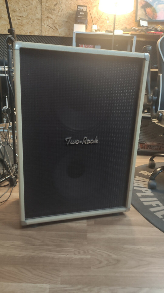 Pantalla Two Rock 2x12