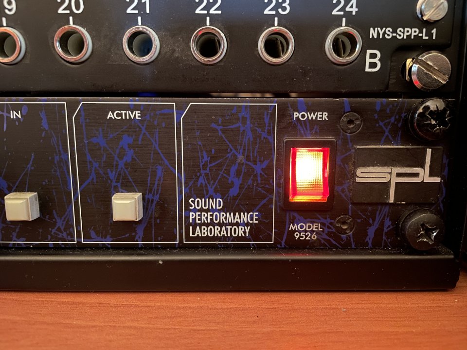 SPL Vitalizer Mk2 Stereo (Model 9526) de segunda mano · Foto 9 de 9 · Burgos · 250 €