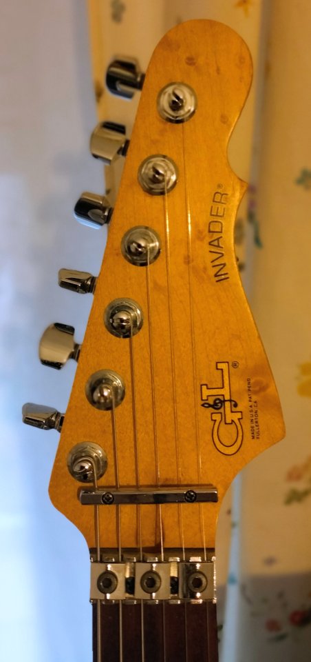 G&L "Invader" USA de segunda mano · Foto 5 de 6 · A Coruña · 880 €
