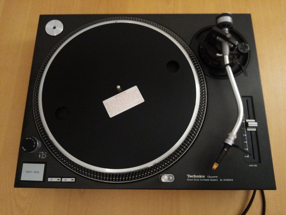 Technics 1210 MK2