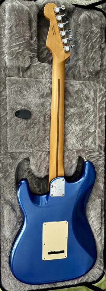 Fender Stratocaster American Ultra MN COB de segunda mano · Foto 2 de 10 · Las Palmas · 1700 €