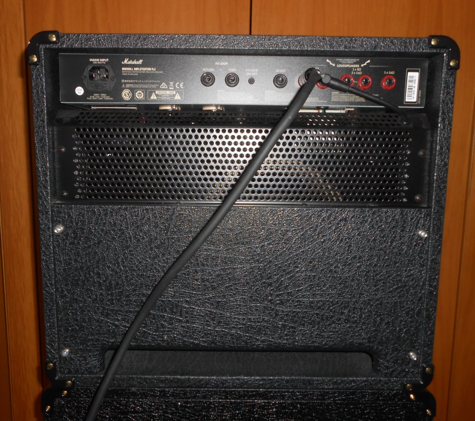 MARSHALL JCM 800 Studio + Pantalla Marshall de segunda mano · Foto 3 de 6 · Barcelona · 1000 €
