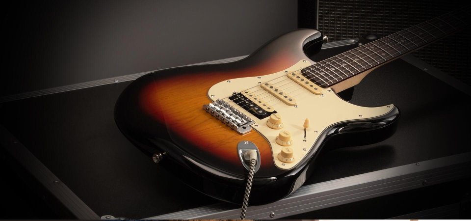 Guitarra de Luthier de segunda mano · Foto 1 de 2 · Madrid · 700 €