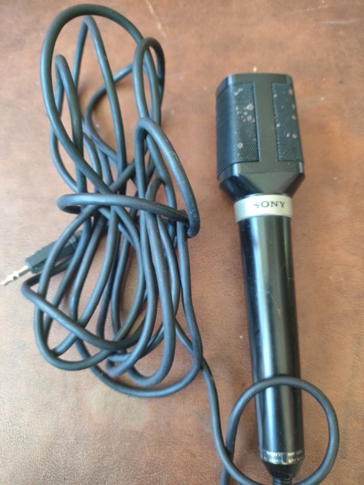 Micrófono Sony F-99LT Vintage