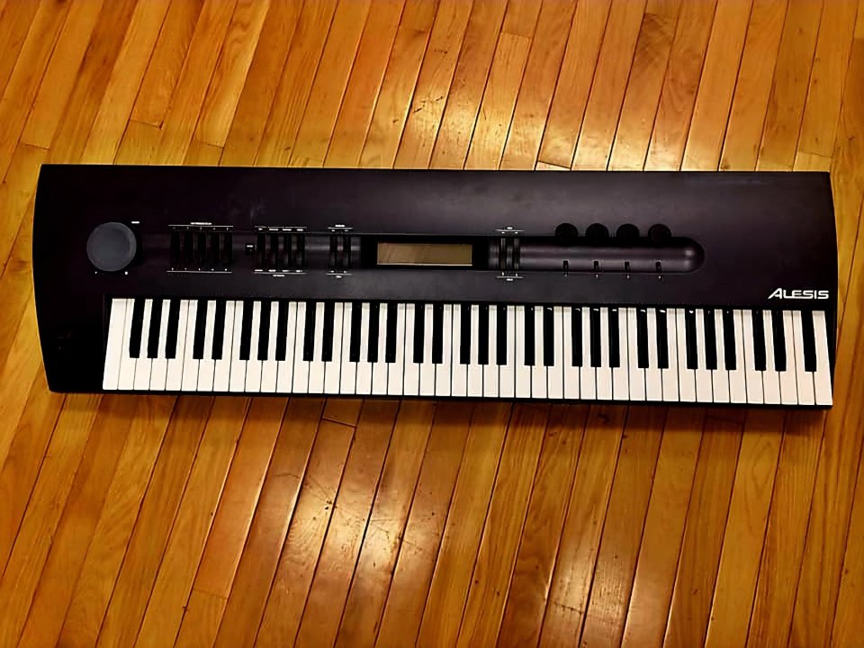 Varios Sintetizadores