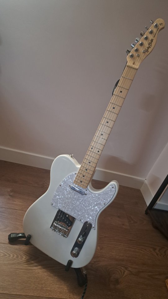 - Cambio: Harley Benton TE-30 (Dimarzio, wilkinson,...) de segunda mano · Foto 1 de 4 · Madrid · 215 €