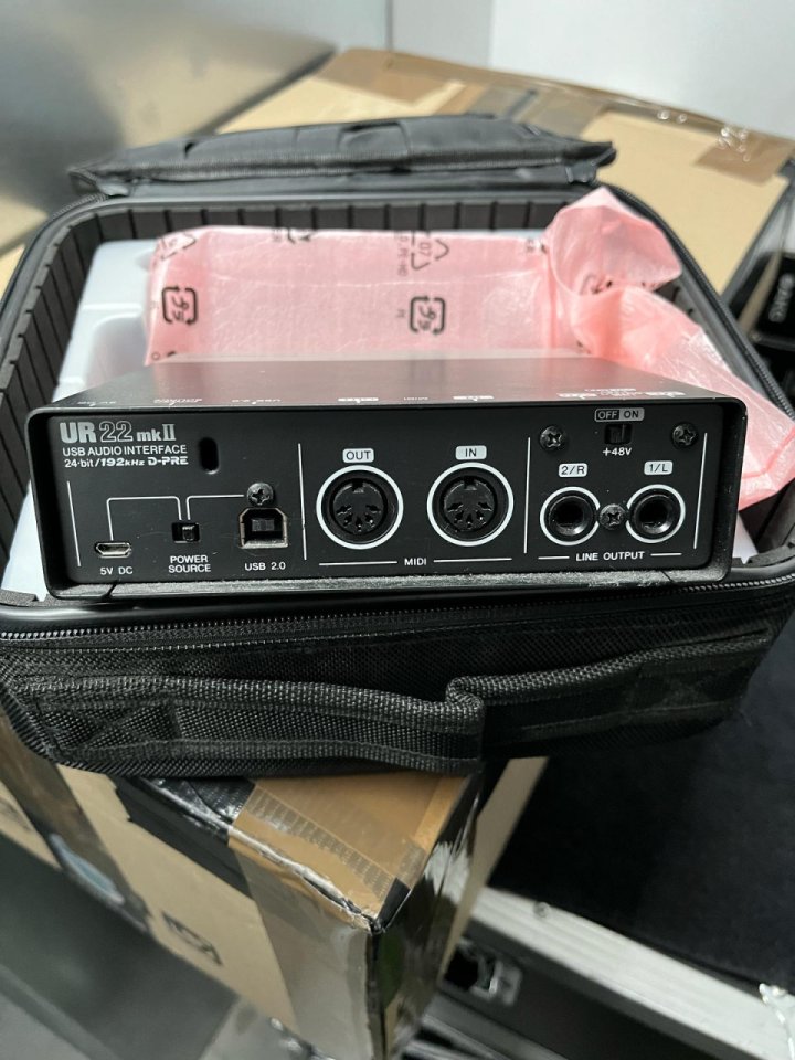 Interface Steinberg UR22 MK II tarjeta sonido de segunda mano · Foto 3 de 6 · Madrid · 90 €