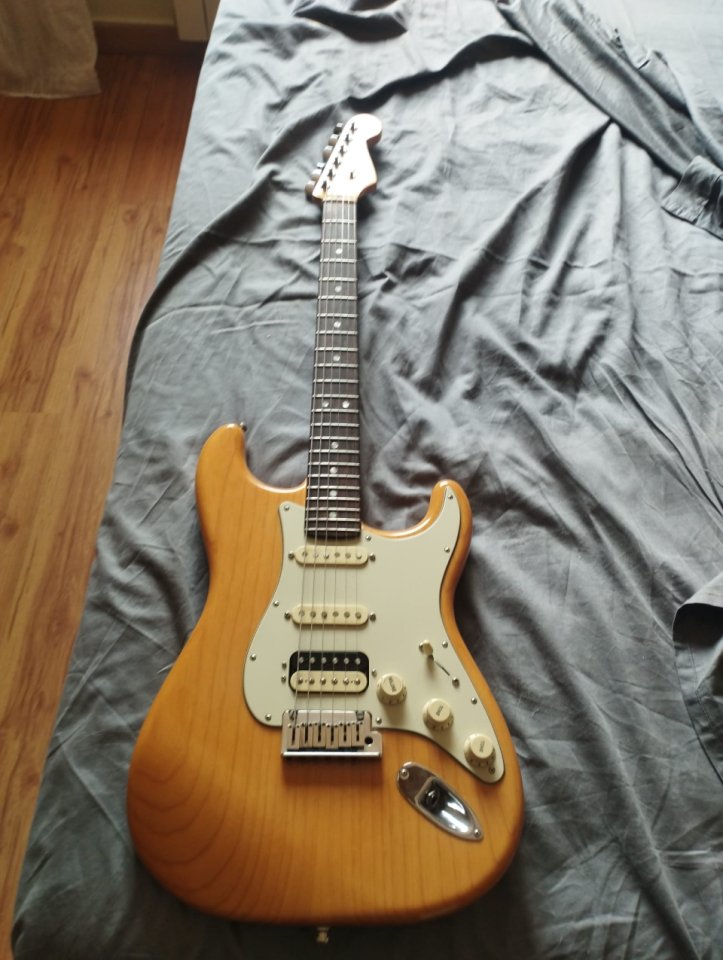 Fender Stratocaster Am Ultra HSS
