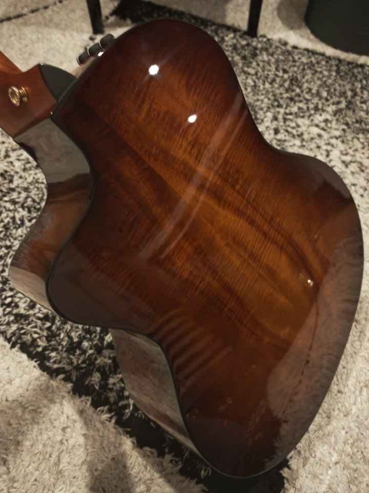 Guitarra Taylor 224-ce deluxe koa