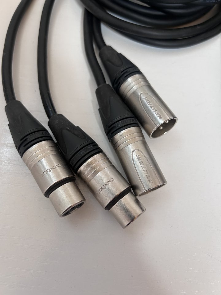 Cableado de estudio Proel con conectores Neutrik de segunda mano · Foto 2 de 4 · Zamora · 10 €