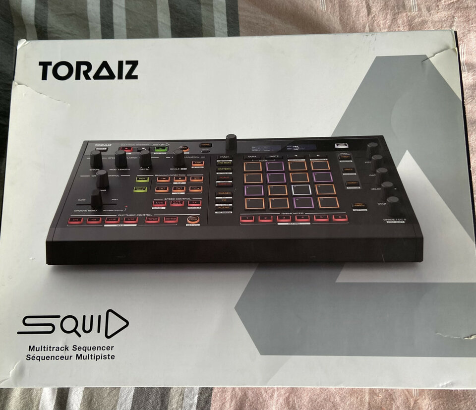 Pioneer Toraiz Squid
