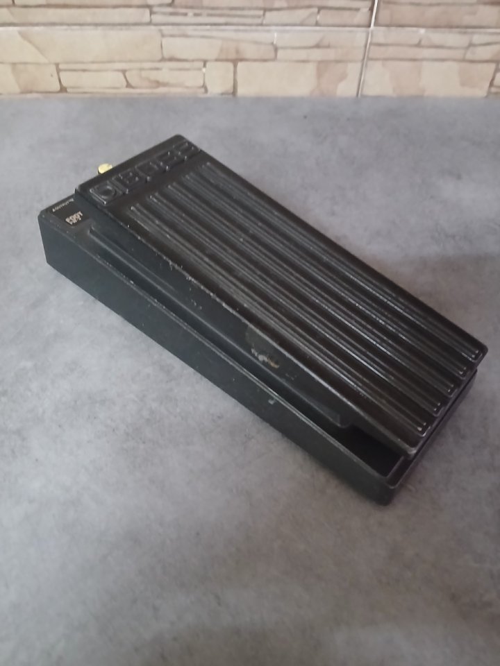 Pedal Wah wah Boss FW-3. de segunda mano · Foto 2 de 6 · Valencia · 35 €