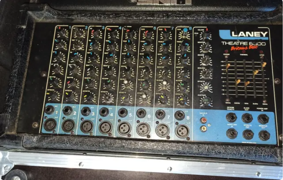 juego de voces laney + altavoces