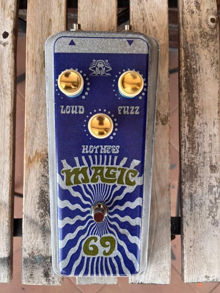 Magic 69 (Fuzz Face de silicio) PPPC Sound Effects de segunda mano · Foto 1 de 7 · Barcelona · 175 €