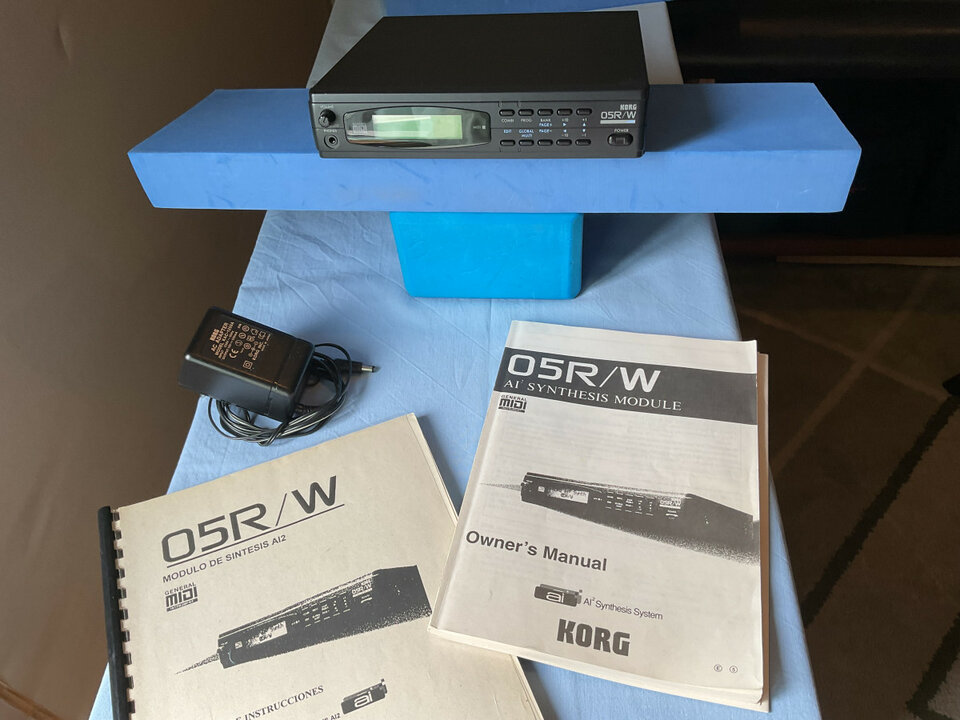 KORG 05R/W módulo
