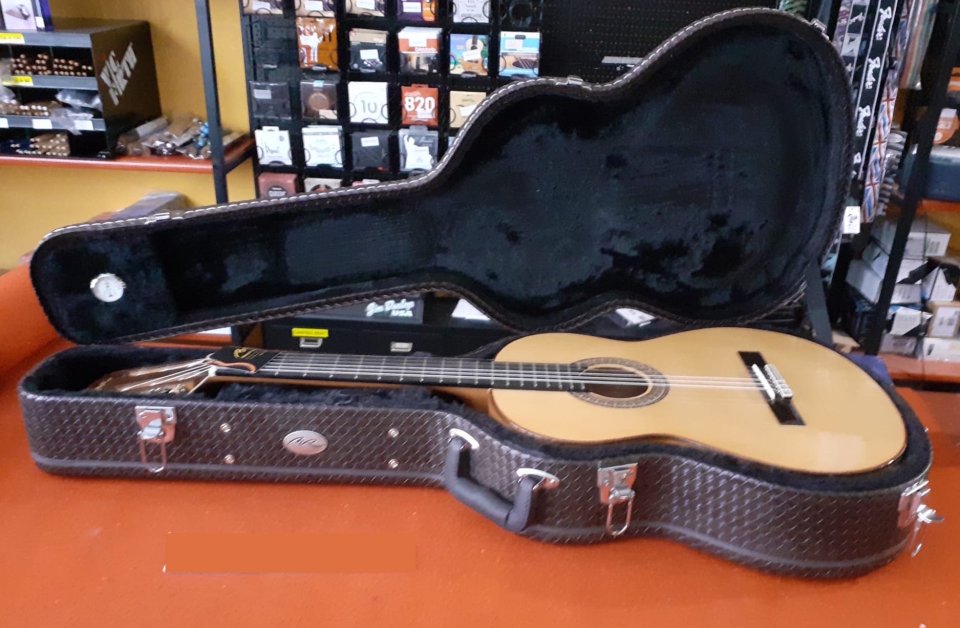 Manuel Rodriguez FF Sabicas Prestige de segunda mano · Foto 1 de 9 · Girona · 1750 €