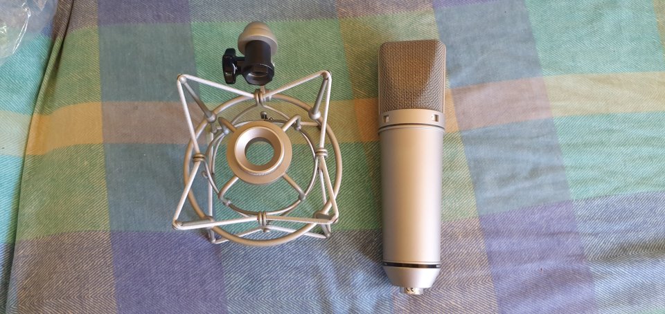 Neumann U87 AI Studio Set NUEVO A ESTRENAR!