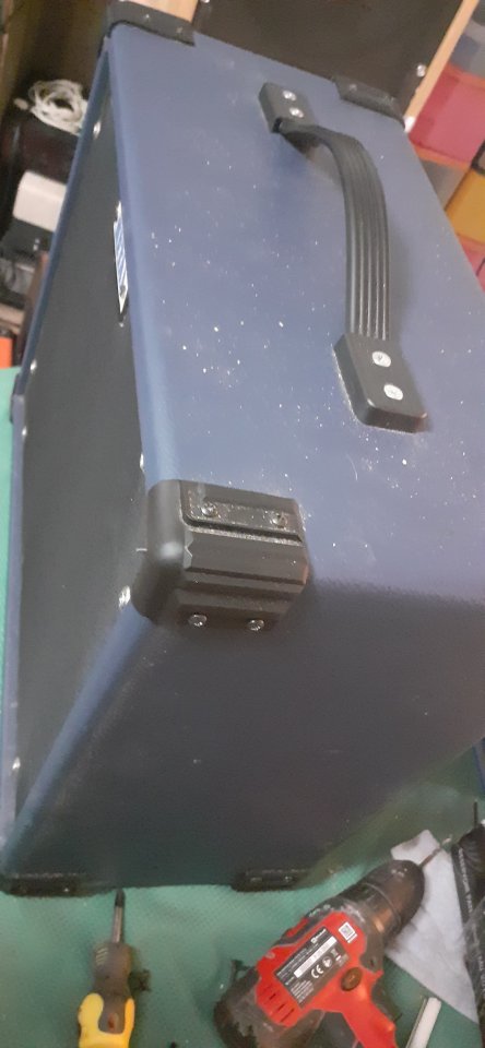 Pantalla artesanal en tolex azul 1x12