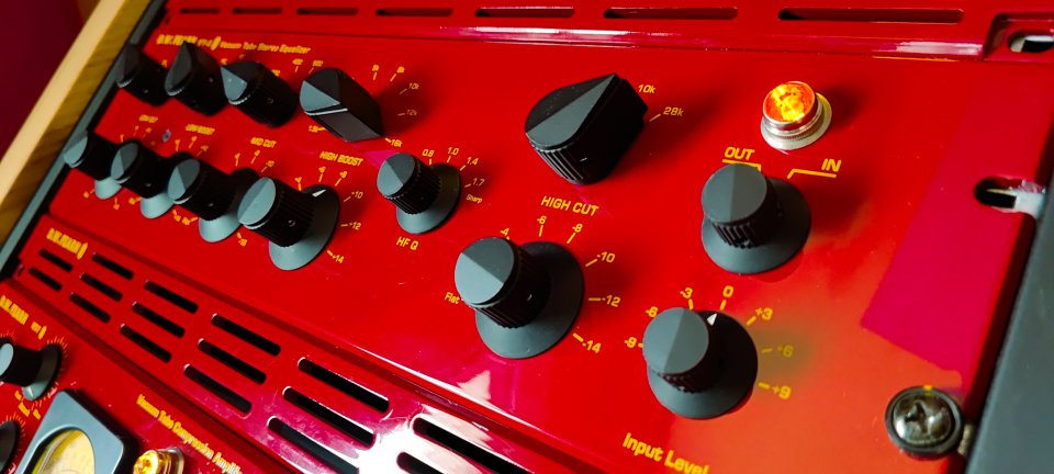 DW Fearn VT-5 Stereo Vacuum Tube Equalizer