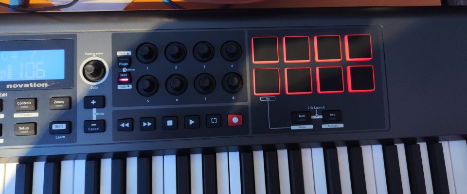 NOVATION IMPULSE 61( embalaje original ) actualizado a  HUI Firmware impulse .